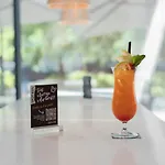 Evolution Hotel