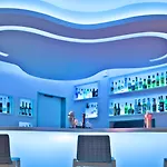 Evolution Hotel 4*