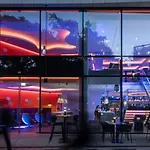 Evolution Hotel