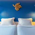 Evolution Hotel