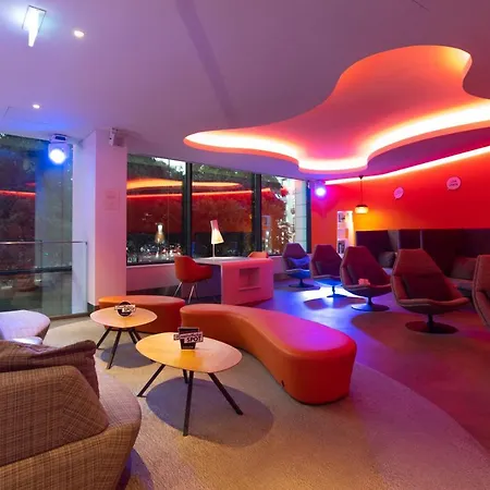 Evolution Hotel 4*