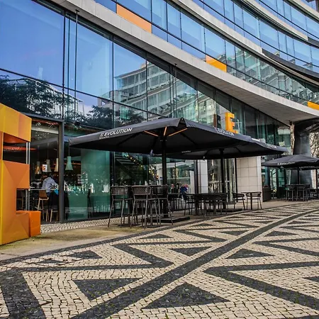 Evolution Hotel 4*