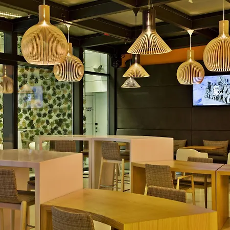Otel Evolution 4*