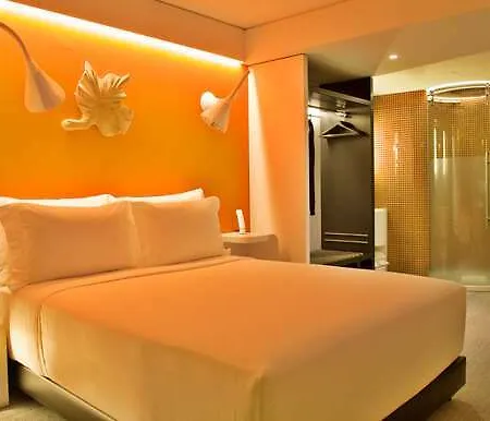 Evolution Hotel