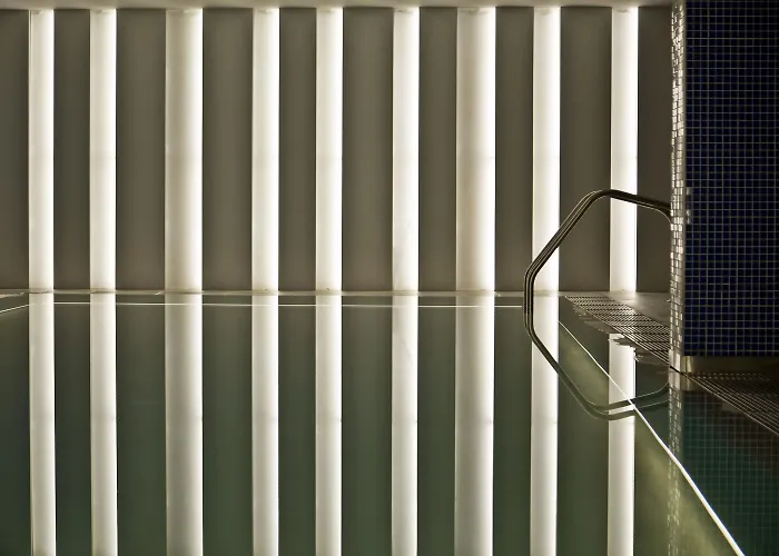 Отель Evolution 4*