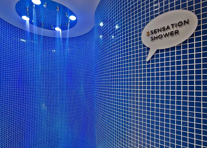 Отель Evolution