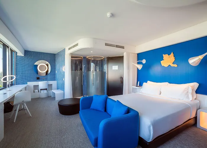 Evolution מלון 4*