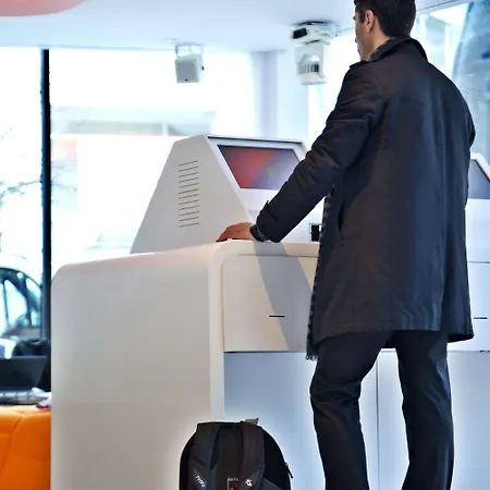 Готель Evolution